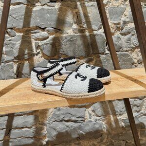 Chanel C22 Braided Knit Crochet White Black CC Ankle Strap Espadrilles